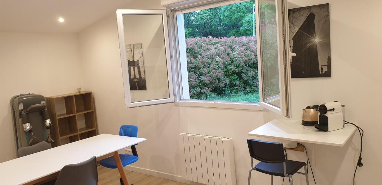 Adorable Studio 25M² Tres Calme Avec Parking Marseille Exterior photo